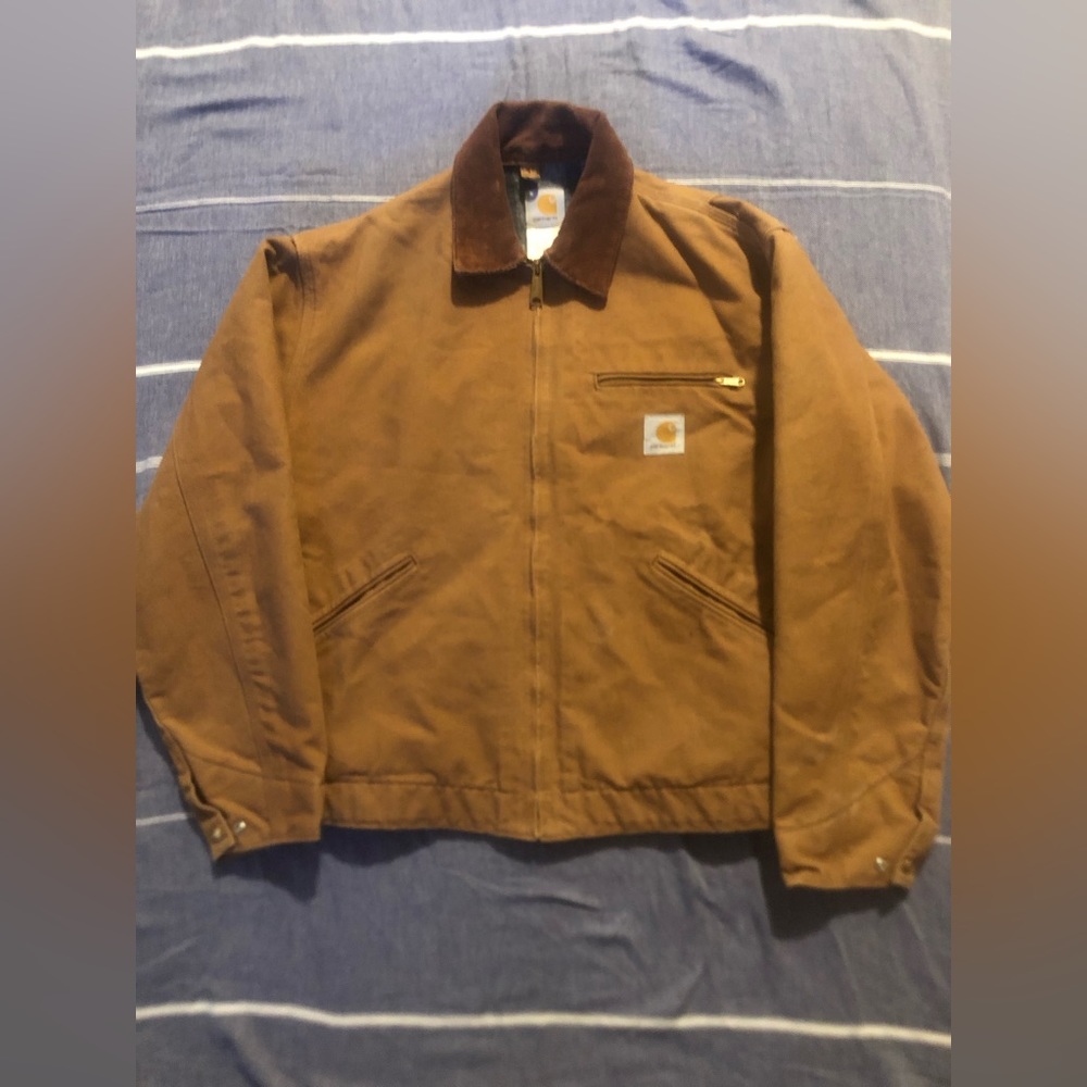 Mens Regular sized Carhartt Heavy jacket